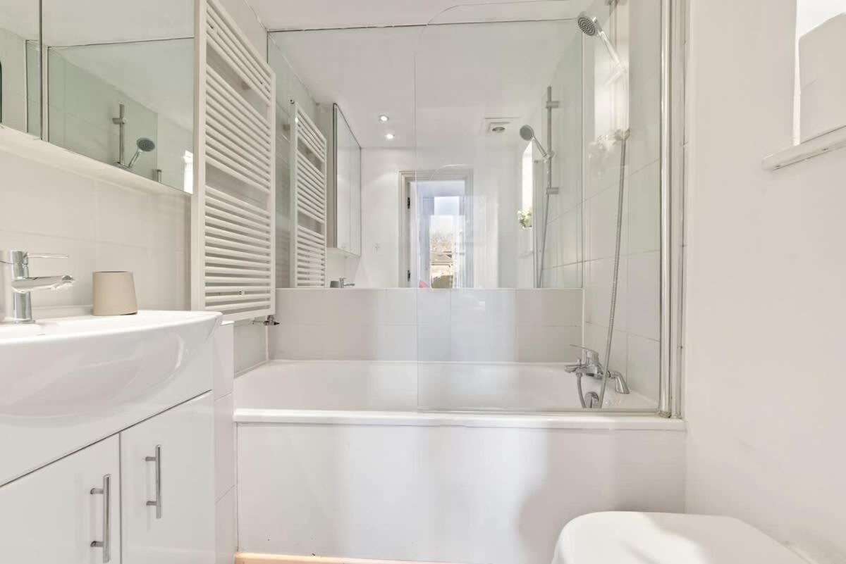 Sg, Classic Knightsbridge Loft Apartment لندن المظهر الخارجي الصورة