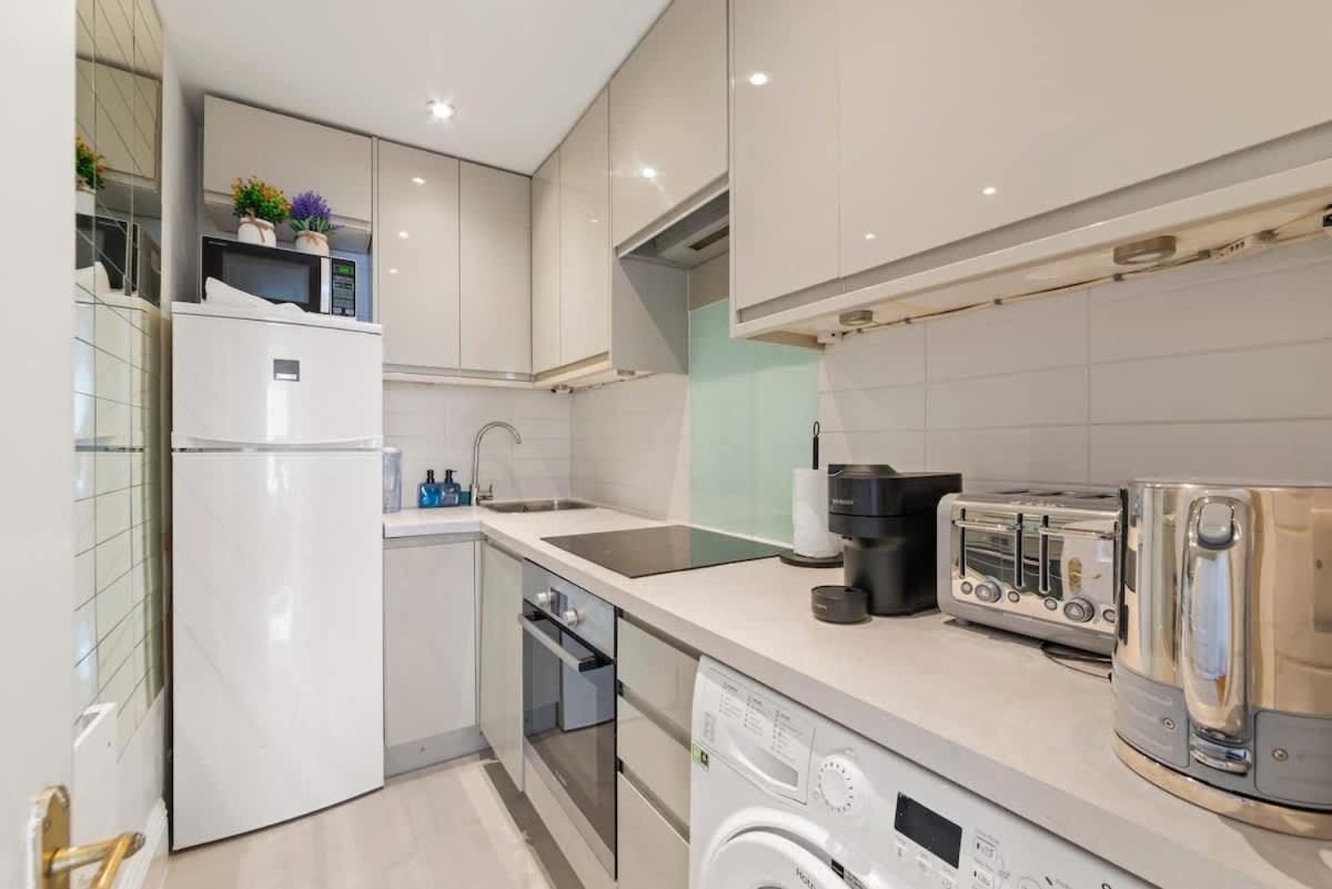 Sg, Classic Knightsbridge Loft Apartment لندن المظهر الخارجي الصورة